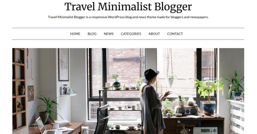 Travel Minimalist Blogger
